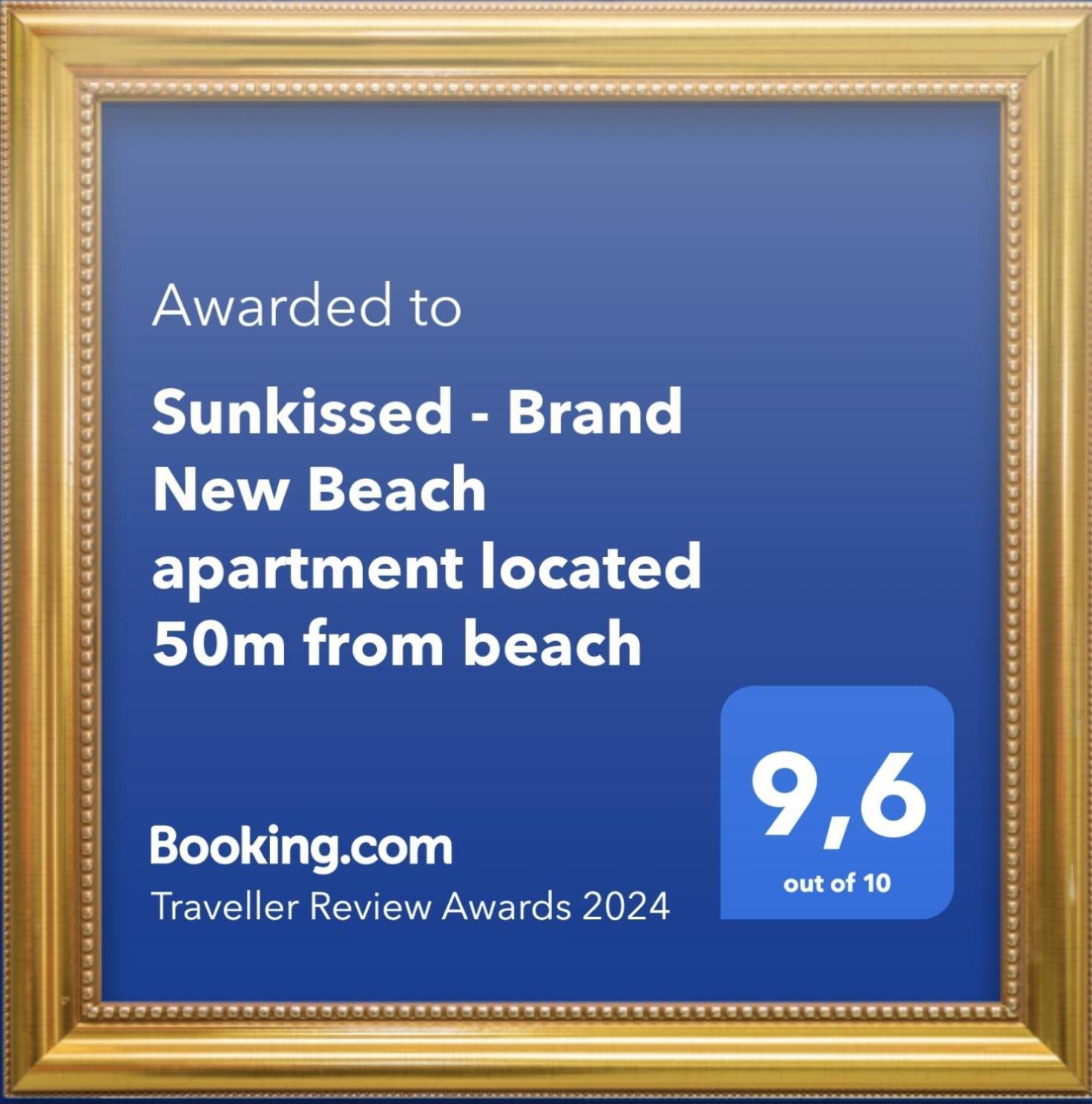 Sunkissed - Brand New Beach Apartment Located 50M From Beach Flic-en-Flacq Esterno foto