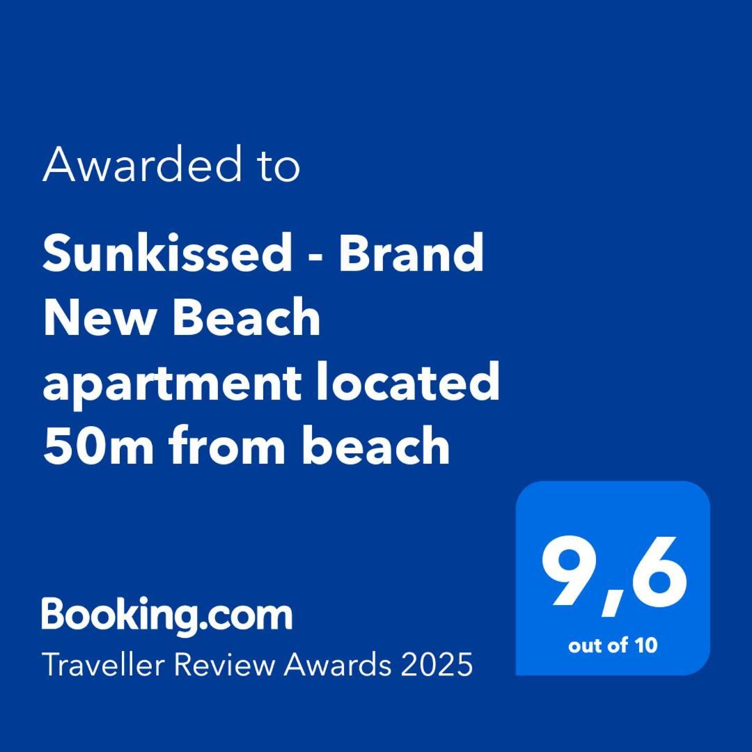 Sunkissed - Brand New Beach Apartment Located 50M From Beach Flic-en-Flacq Esterno foto